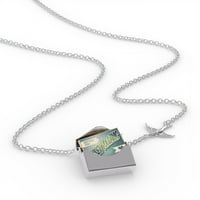 Ogrlice s ogrlicama od lassen vulkanic, vintage razglednice u srebrnom kovertu Neonblond