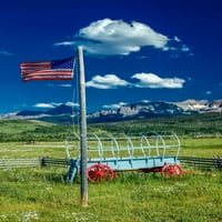 Zastava i natkriveni vagon, Hastings Mesa, u blizini Ridgwaya, Colorado Poster Print panoramskim slikama